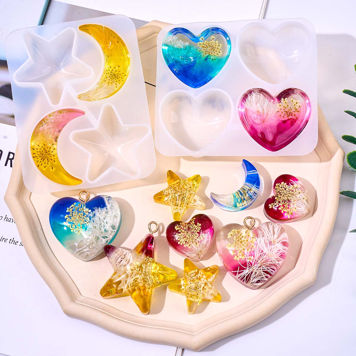 Resin Art Acrylic - แม่พิมพ์ซิลิโคนรูปดาวหัวใจพระจันทร์ สำหรับทำเครื่องประดับเรซิ่นอีพ็อกซี่ DIY แม่พิมพ์หล่อสร้อยคอ แม่พิมพ์พวงกุญแจ อุปกรณ์งานฝีมือ