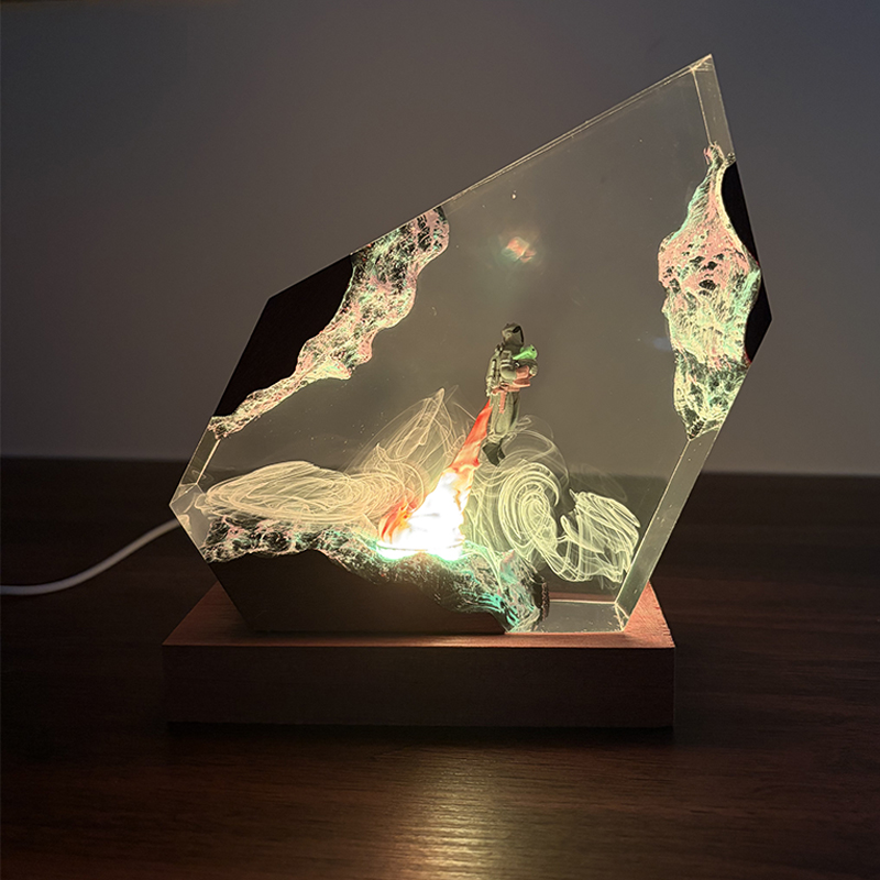 Resin Art Resin - โคมไฟตั้งโต๊ะเรซิ่นรูปทรงอนิเมะไซไฟ งานศิลปะสร้างสรรค์ ตกแต่งบ้าน ไฟกลางคืน 7 สี