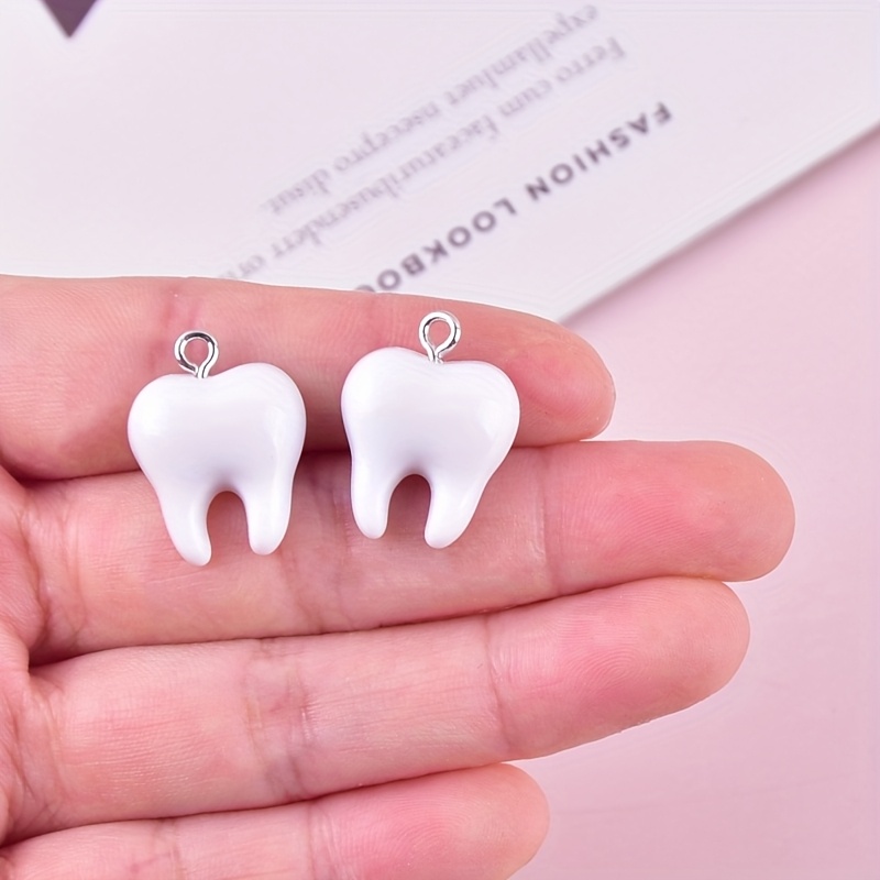 ชาร์มเรซิ่นรูปฟันน่ารัก 10 ชิ้ - Resin Art Pendant บทวิจารณ์และราคา